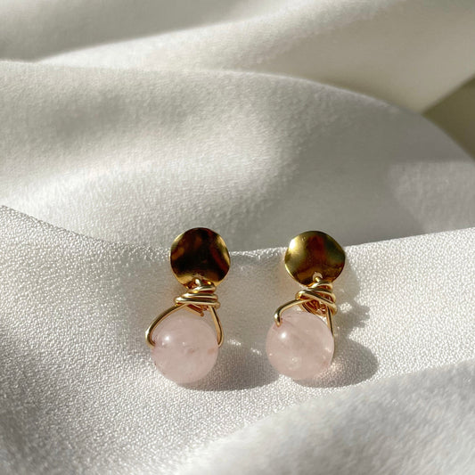 aretes de cuarzo rosa artesanal México