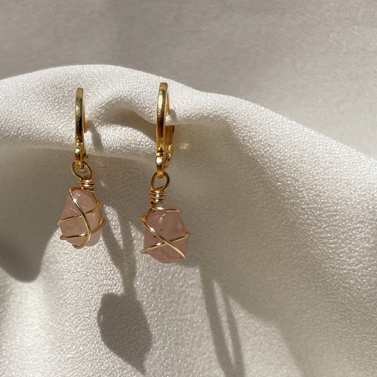 aretes de cuarzo rosa artesanal México